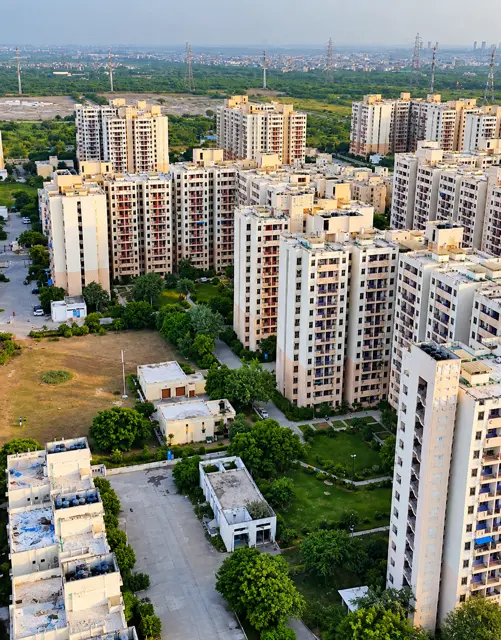 Narela Sector G2-G6 DDA society, towers ke beech park