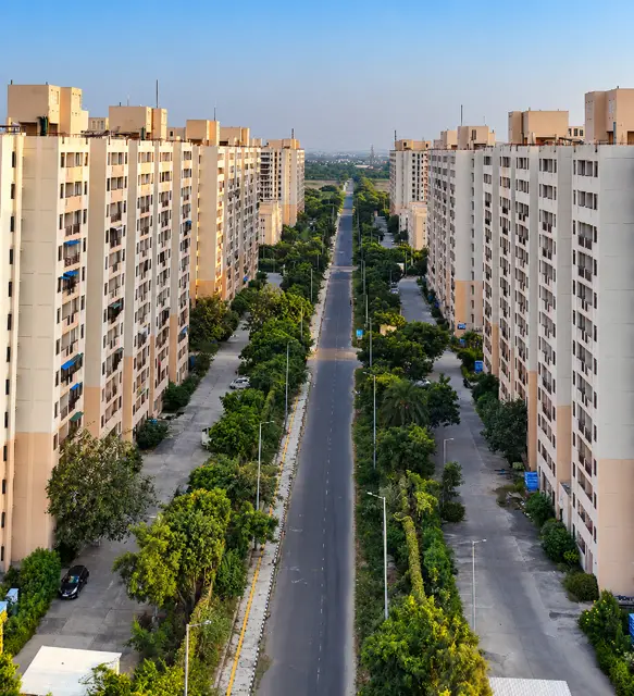Narela Sector G2-G6 do DDA pocket ke beech ki main road